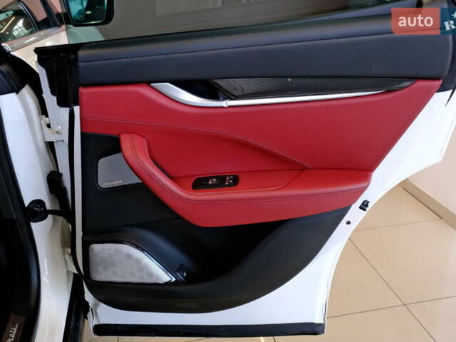 Мазерати Леванте 2019 в Одессе на Automoto.ua Белый Мазерати Леванте, объемом двигателя 3 л и пробегом 68 тыс. км за 34900 $, фото 48 на Automoto.ua