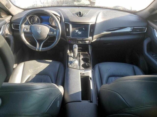 Белый Мазерати Леванте, объемом двигателя 3 л и пробегом 51 тыс. км за 9400 $, фото 7 на Automoto.ua