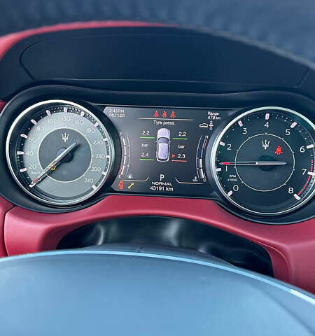 Белый Мазерати Леванте, объемом двигателя 2 л и пробегом 45 тыс. км за 51000 $, фото 12 на Automoto.ua