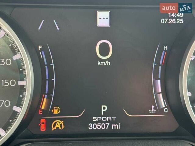 Белый Мазерати Леванте, объемом двигателя 3 л и пробегом 30 тыс. км за 43333 $, фото 172 на Automoto.ua