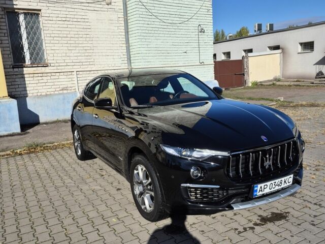 Чорний Мазераті Леванте, об'ємом двигуна 3 л та пробігом 116 тис. км за 47000 $, фото 1 на Automoto.ua