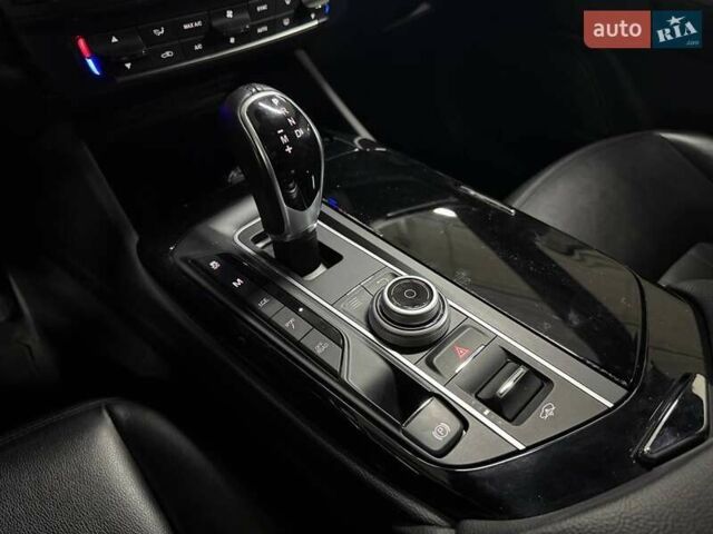 Мазераті Леванте 2017 у Києві на Automoto.ua Чорний Мазераті Леванте, об'ємом двигуна 2.98 л та пробігом 62 тис. км за 33990 $, фото 22 на Automoto.ua