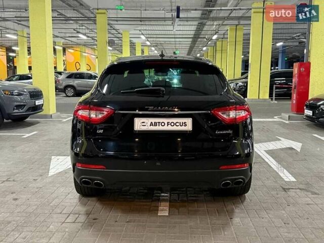 Мазераті Леванте 2017 у Києві на Automoto.ua Чорний Мазераті Леванте, об'ємом двигуна 2.98 л та пробігом 62 тис. км за 33990 $, фото 4 на Automoto.ua