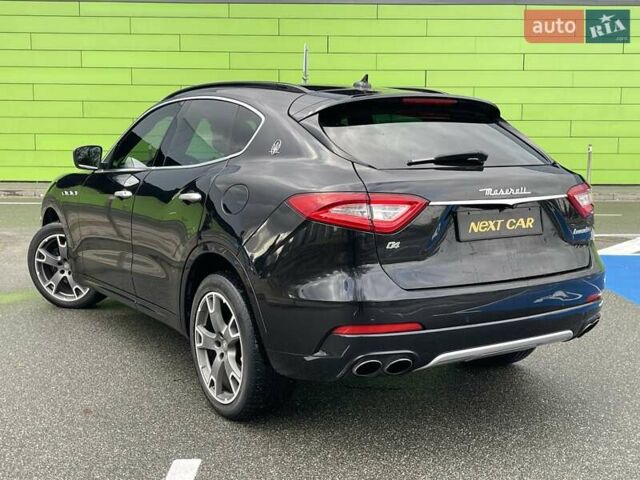 Черный Мазерати Леванте, объемом двигателя 3 л и пробегом 98 тыс. км за 32900 $, фото 5 на Automoto.ua