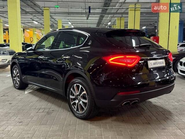 Мазераті Леванте 2017 у Києві на Automoto.ua Чорний Мазераті Леванте, об'ємом двигуна 2.98 л та пробігом 62 тис. км за 33990 $, фото 3 на Automoto.ua