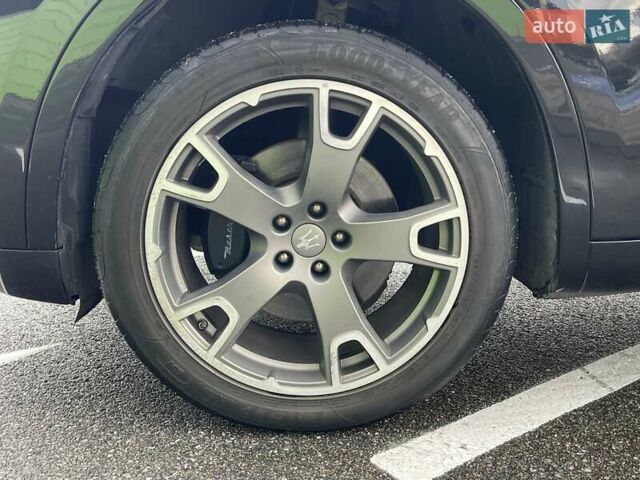 Черный Мазерати Леванте, объемом двигателя 3 л и пробегом 98 тыс. км за 32900 $, фото 20 на Automoto.ua