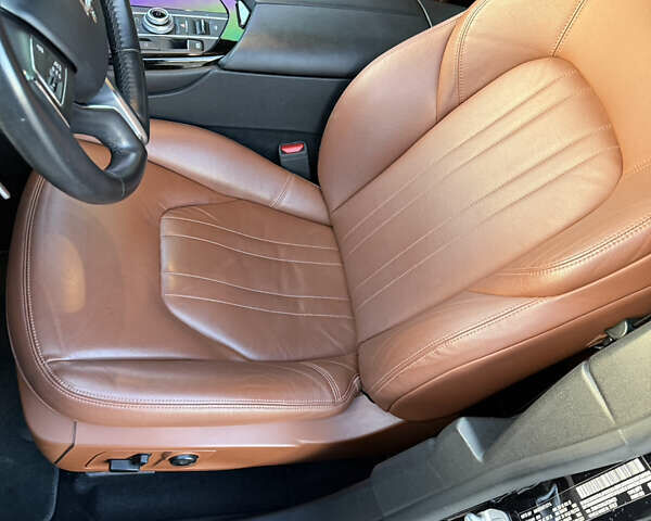 Черный Мазерати Леванте, объемом двигателя 2.98 л и пробегом 48 тыс. км за 38000 $, фото 19 на Automoto.ua