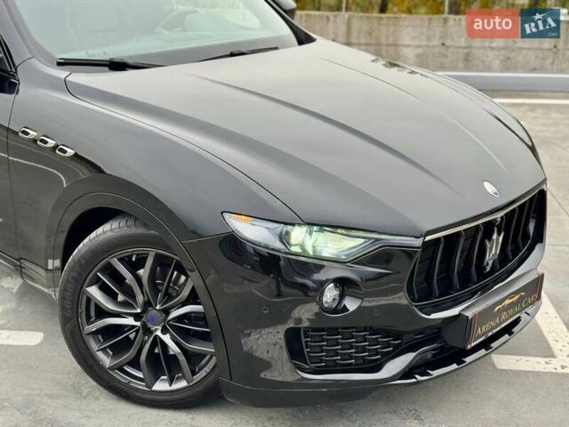 Чорний Мазераті Леванте, об'ємом двигуна 2.98 л та пробігом 110 тис. км за 39990 $, фото 3 на Automoto.ua