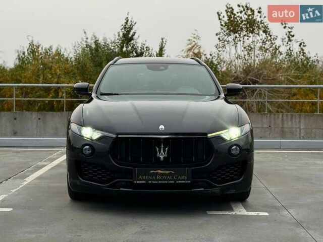 Чорний Мазераті Леванте, об'ємом двигуна 2.98 л та пробігом 110 тис. км за 39990 $, фото 4 на Automoto.ua