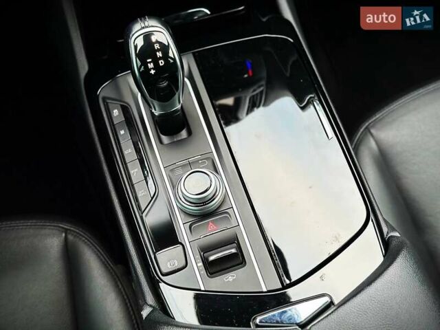 Черный Мазерати Леванте, объемом двигателя 3 л и пробегом 103 тыс. км за 36500 $, фото 37 на Automoto.ua