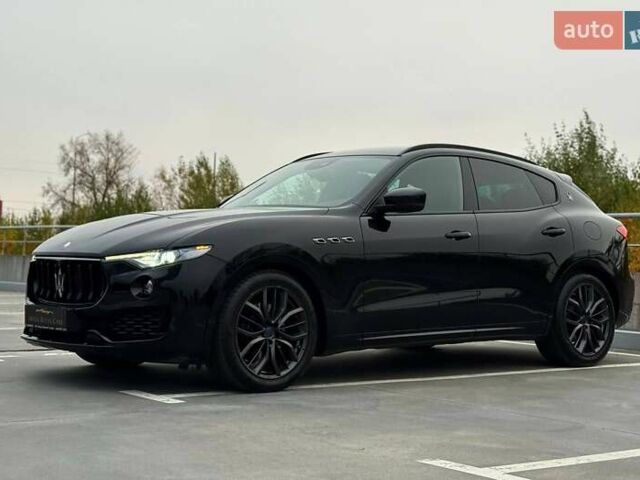 Чорний Мазераті Леванте, об'ємом двигуна 2.98 л та пробігом 110 тис. км за 39990 $, фото 5 на Automoto.ua