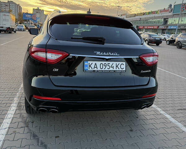 Черный Мазерати Леванте, объемом двигателя 2.98 л и пробегом 48 тыс. км за 38000 $, фото 45 на Automoto.ua