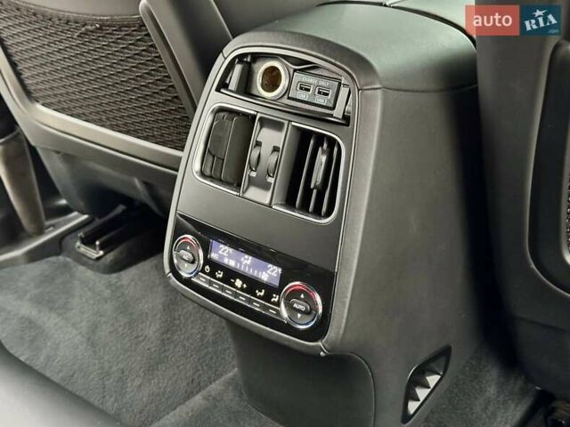 Чорний Мазераті Леванте, об'ємом двигуна 2.98 л та пробігом 110 тис. км за 39990 $, фото 34 на Automoto.ua