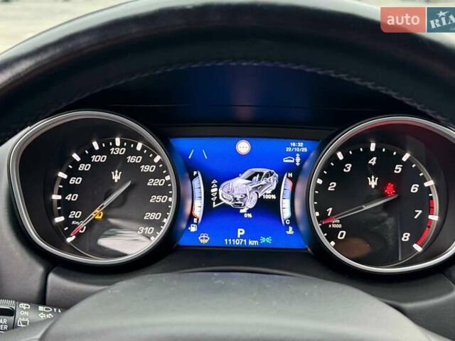 Чорний Мазераті Леванте, об'ємом двигуна 2.98 л та пробігом 110 тис. км за 39990 $, фото 45 на Automoto.ua