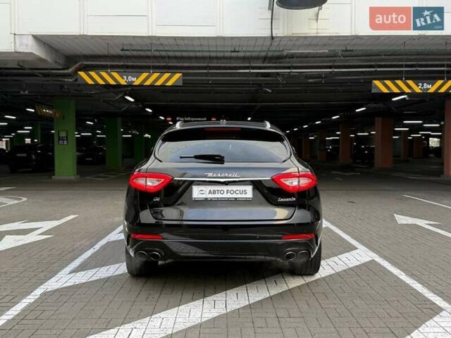 Черный Мазерати Леванте, объемом двигателя 2.98 л и пробегом 47 тыс. км за 34990 $, фото 5 на Automoto.ua