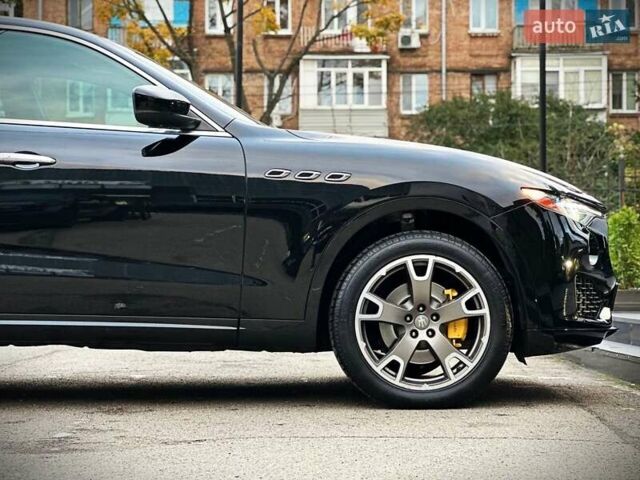 Черный Мазерати Леванте, объемом двигателя 3 л и пробегом 103 тыс. км за 36500 $, фото 15 на Automoto.ua
