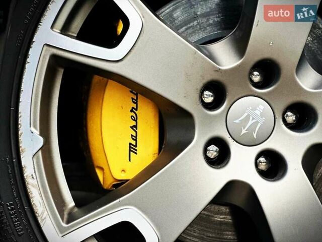 Черный Мазерати Леванте, объемом двигателя 3 л и пробегом 103 тыс. км за 36500 $, фото 9 на Automoto.ua