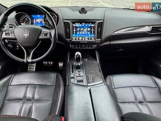 Чорний Мазераті Леванте, об'ємом двигуна 2.98 л та пробігом 110 тис. км за 39990 $, фото 39 на Automoto.ua