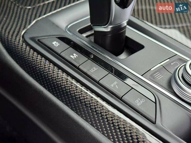 Чорний Мазераті Леванте, об'ємом двигуна 2.98 л та пробігом 110 тис. км за 39990 $, фото 50 на Automoto.ua