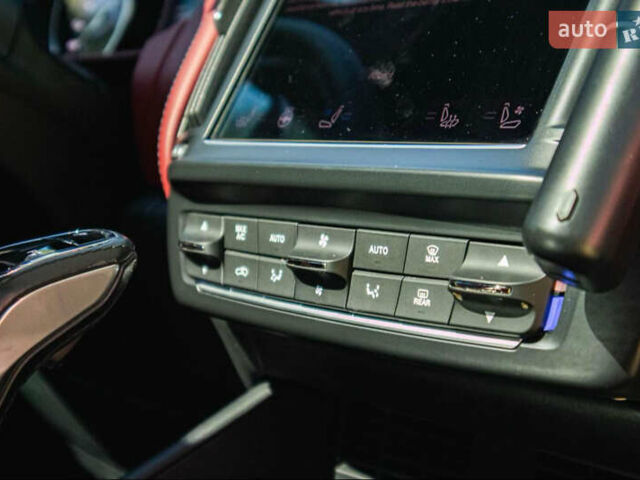 Черный Мазерати Леванте, объемом двигателя 3 л и пробегом 45 тыс. км за 54999 $, фото 27 на Automoto.ua