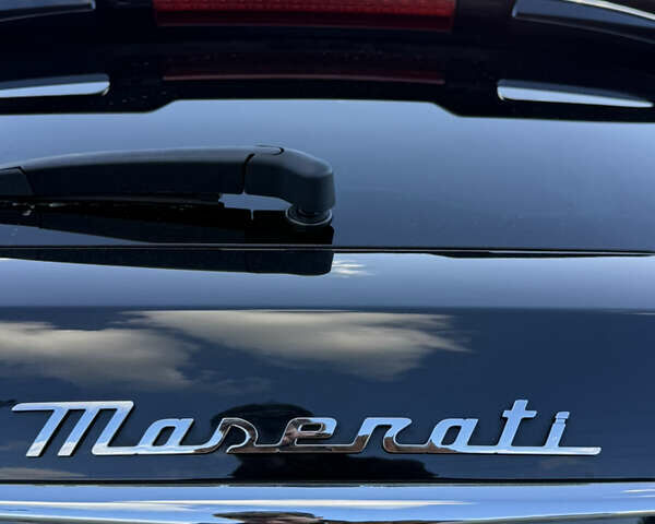 Черный Мазерати Леванте, объемом двигателя 2.98 л и пробегом 45 тыс. км за 65000 $, фото 17 на Automoto.ua