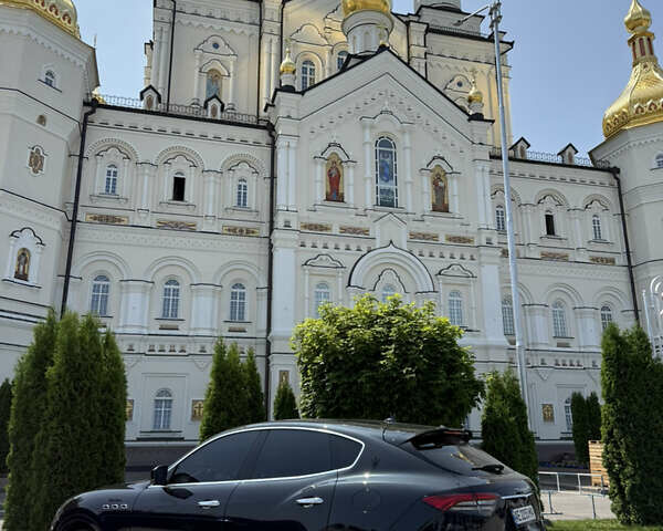 Черный Мазерати Леванте, объемом двигателя 2.98 л и пробегом 45 тыс. км за 65000 $, фото 28 на Automoto.ua