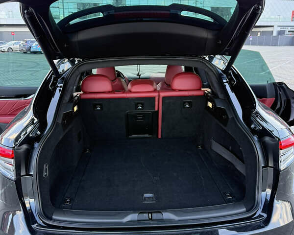 Черный Мазерати Леванте, объемом двигателя 2.98 л и пробегом 45 тыс. км за 65000 $, фото 58 на Automoto.ua