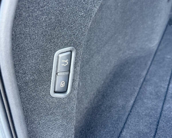 Черный Мазерати Леванте, объемом двигателя 2.98 л и пробегом 45 тыс. км за 65000 $, фото 59 на Automoto.ua