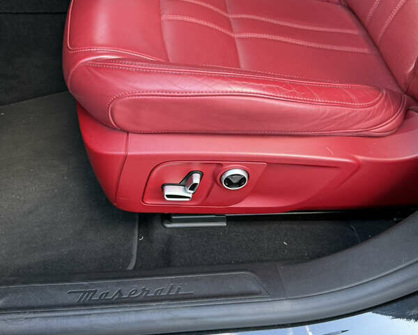 Черный Мазерати Леванте, объемом двигателя 2.98 л и пробегом 45 тыс. км за 65000 $, фото 38 на Automoto.ua