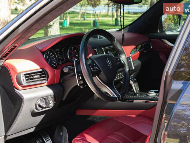 Черный Мазерати Леванте, объемом двигателя 3 л и пробегом 45 тыс. км за 54999 $, фото 11 на Automoto.ua