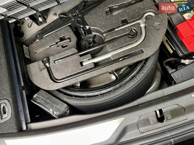 Чорний Мазераті Леванте, об'ємом двигуна 2.98 л та пробігом 65 тис. км за 54900 $, фото 52 на Automoto.ua