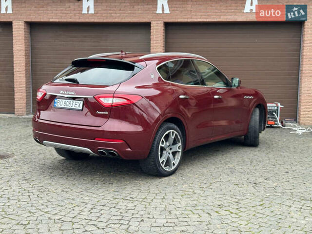 Красный Мазерати Леванте, объемом двигателя 2.98 л и пробегом 125 тыс. км за 29000 $, фото 6 на Automoto.ua