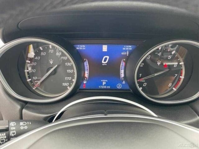 Красный Мазерати Леванте, объемом двигателя 3 л и пробегом 28 тыс. км за 12700 $, фото 6 на Automoto.ua