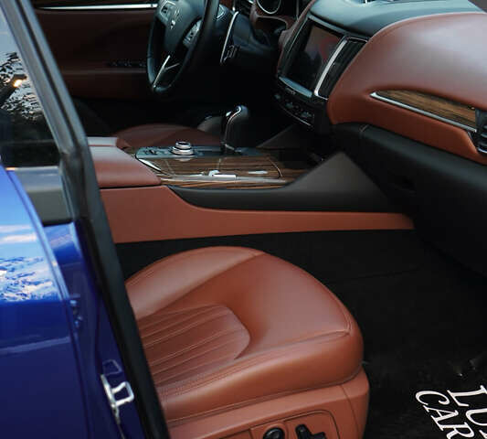 Мазерати Леванте, объемом двигателя 3 л и пробегом 43 тыс. км за 43000 $, фото 12 на Automoto.ua