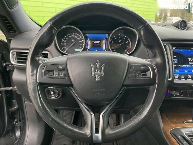 Мазерати Леванте, объемом двигателя 3 л и пробегом 98 тыс. км за 32900 $, фото 22 на Automoto.ua