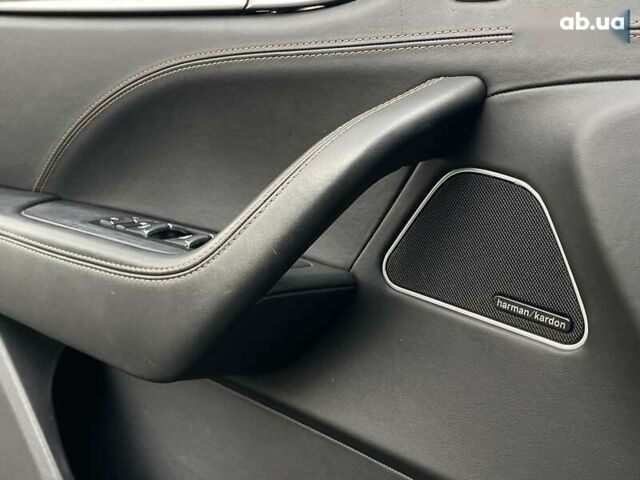 Мазерати Леванте, объемом двигателя 3 л и пробегом 98 тыс. км за 32900 $, фото 28 на Automoto.ua