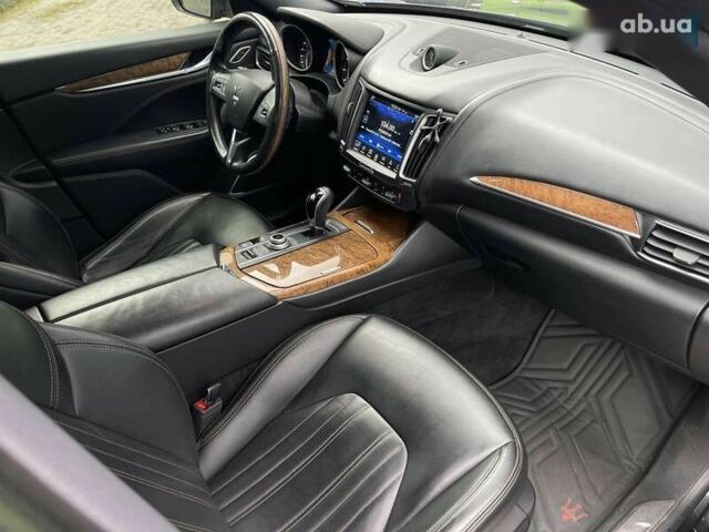 Мазерати Леванте, объемом двигателя 3 л и пробегом 98 тыс. км за 32900 $, фото 12 на Automoto.ua