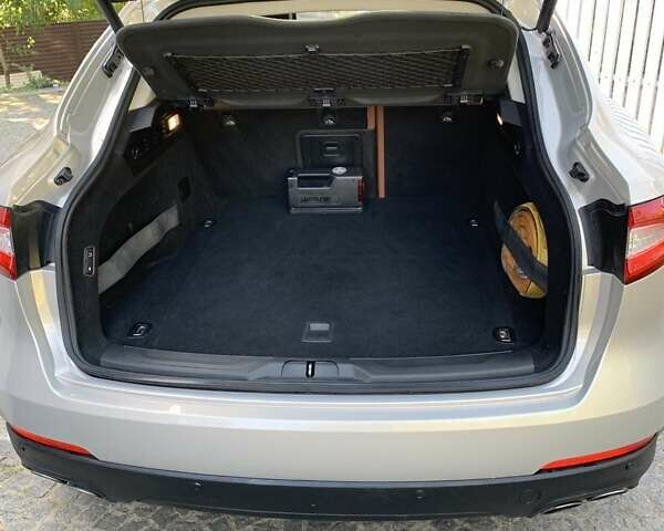 Мазераті Леванте, об'ємом двигуна 2.98 л та пробігом 40 тис. км за 36900 $, фото 13 на Automoto.ua