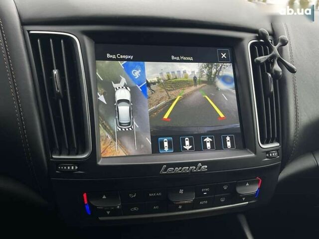 Мазерати Леванте, объемом двигателя 3 л и пробегом 98 тыс. км за 32900 $, фото 25 на Automoto.ua