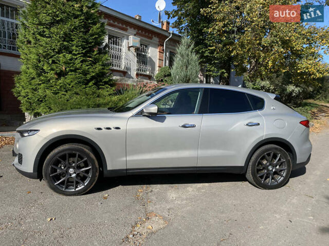Мазераті Леванте, об'ємом двигуна 2.98 л та пробігом 40 тис. км за 36900 $, фото 4 на Automoto.ua