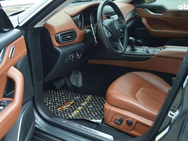 Мазераті Леванте, об'ємом двигуна 3 л та пробігом 70 тис. км за 26900 $, фото 20 на Automoto.ua