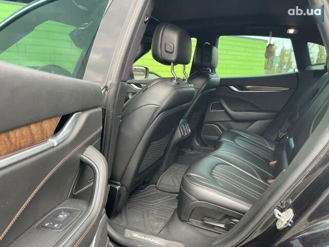 Мазерати Леванте, объемом двигателя 3 л и пробегом 98 тыс. км за 32900 $, фото 16 на Automoto.ua