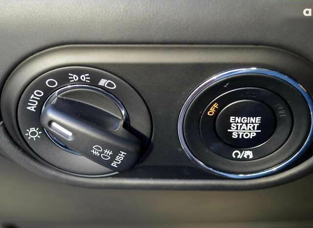 Мазераті Леванте, об'ємом двигуна 3 л та пробігом 70 тис. км за 26900 $, фото 21 на Automoto.ua