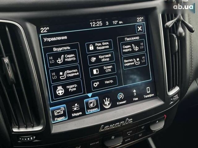 Мазерати Леванте, объемом двигателя 3 л и пробегом 98 тыс. км за 32900 $, фото 26 на Automoto.ua