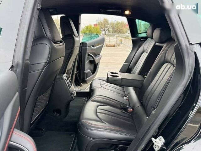 Мазерати Леванте, объемом двигателя 3 л и пробегом 110 тыс. км за 39990 $, фото 28 на Automoto.ua