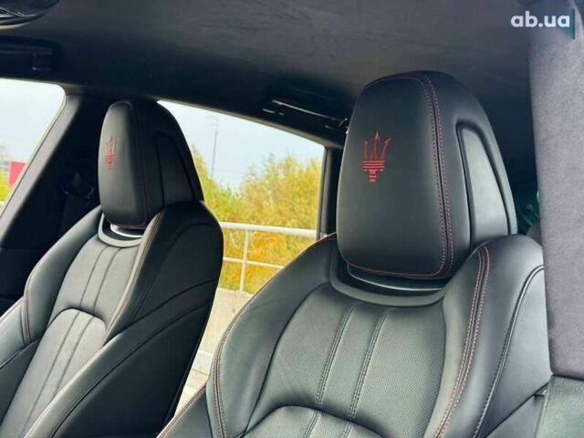 Мазерати Леванте, объемом двигателя 3 л и пробегом 110 тыс. км за 39990 $, фото 25 на Automoto.ua