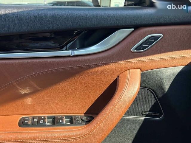 Мазерати Леванте, объемом двигателя 3 л и пробегом 96 тыс. км за 41500 $, фото 22 на Automoto.ua