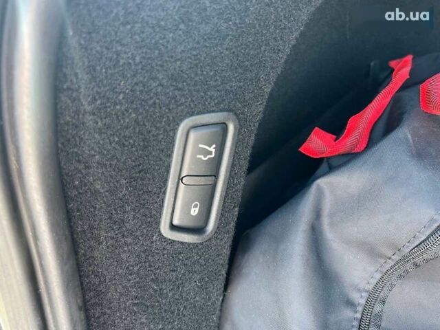 Мазерати Леванте, объемом двигателя 3 л и пробегом 96 тыс. км за 41500 $, фото 21 на Automoto.ua