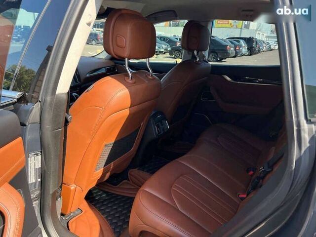 Мазерати Леванте, объемом двигателя 3 л и пробегом 96 тыс. км за 41500 $, фото 10 на Automoto.ua