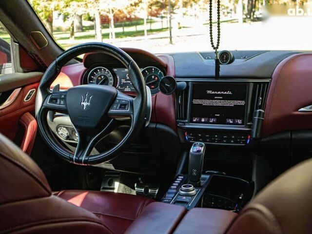 Мазераті Леванте, об'ємом двигуна 3 л та пробігом 45 тис. км за 64900 $, фото 29 на Automoto.ua